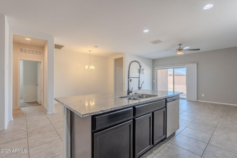 Open Kitchen