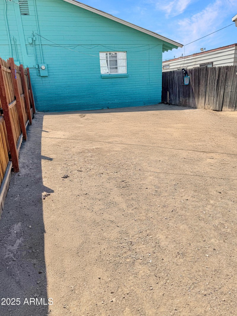 312 Fourth st backyard