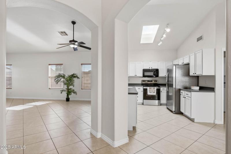 07_11016_W_Almeria7_mls