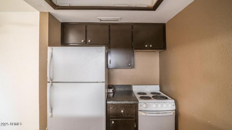 7A55FE5A-5E7D-4A1A-BDCF-6755C3882063_1_2