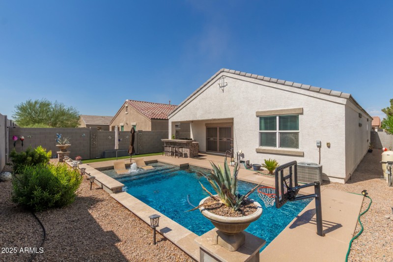 30 - Pampoloma 36371