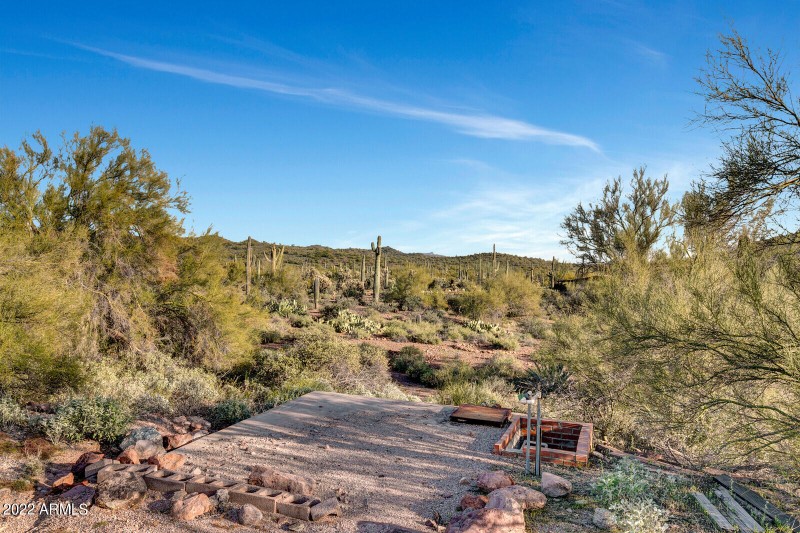 31_3750_South_Blackhawk_Road__031_mls