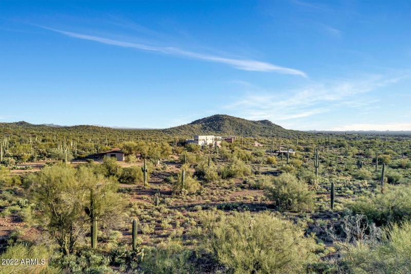 36_3750_South_Blackhawk_Road__036_mls