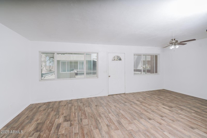 WhatsApp Image 2025-09-16 at 09.08.08 (1