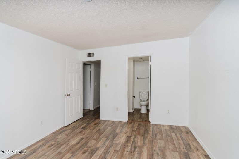 WhatsApp Image 2025-09-16 at 09.08.13 (1