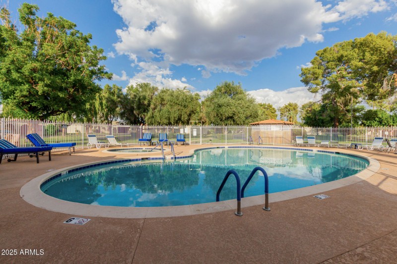 Pool & Spa