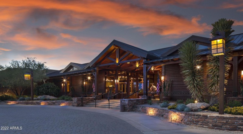 068_Outlaw Clubhouse