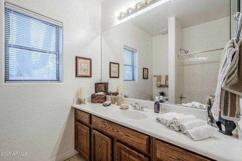 48-web-or-mls-Calle Del Sol-38