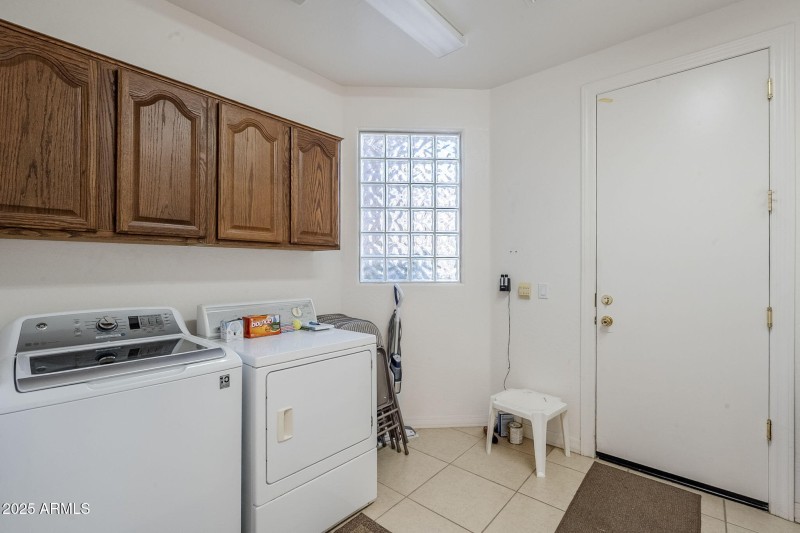 35-web-or-mls-Calle Del Sol-25