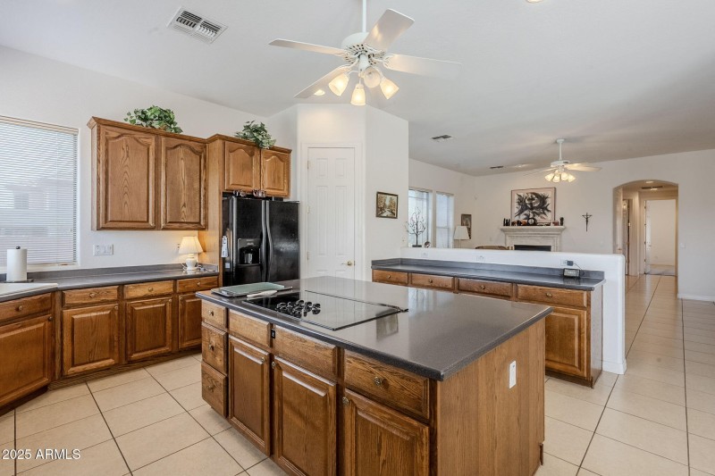 31-web-or-mls-Calle Del Sol-21