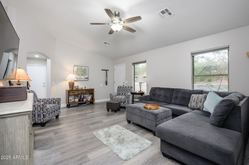 17-web-or-mls-239th-17