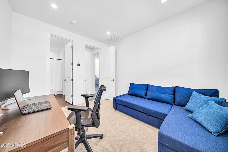 2nd Jr Master Ensuite Downstairs