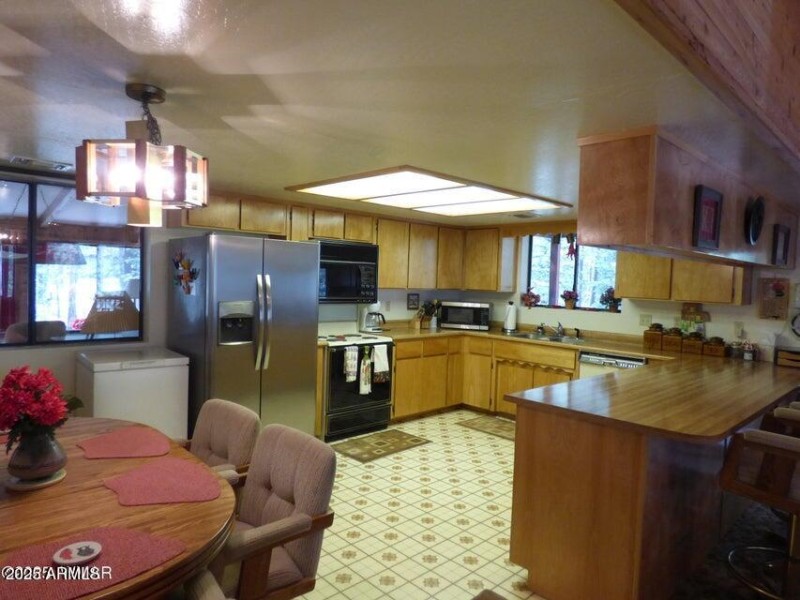 20250909062116996811000000-o