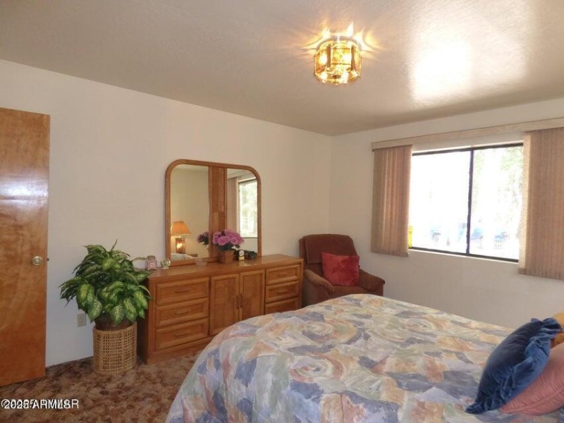 20250909062422907232000000-o