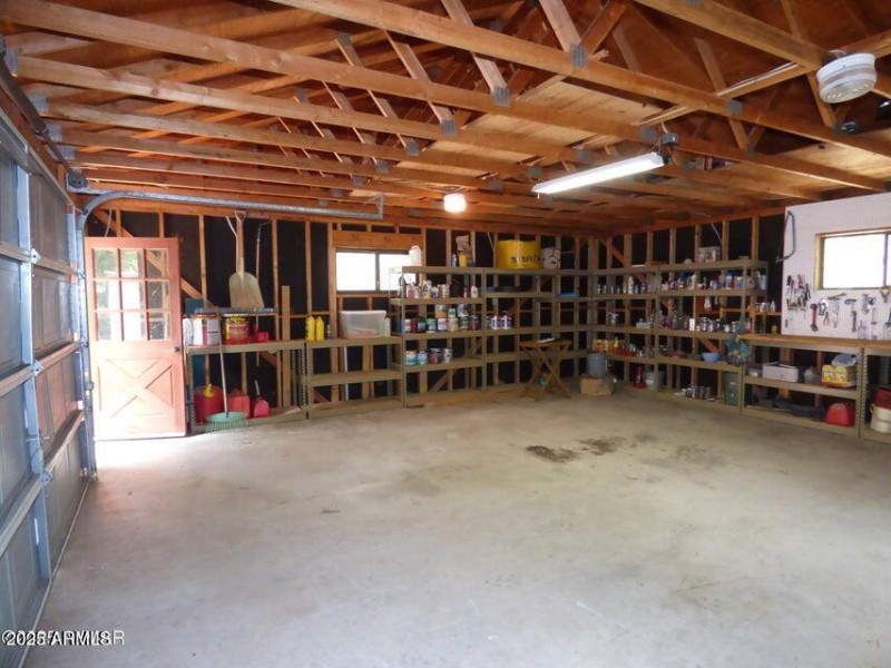 20250909062717613030000000-o