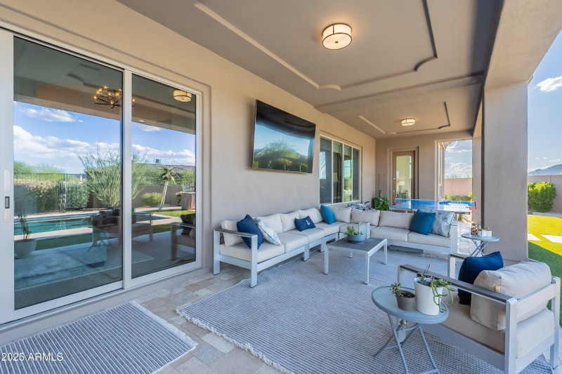 Chic Covered Lounge