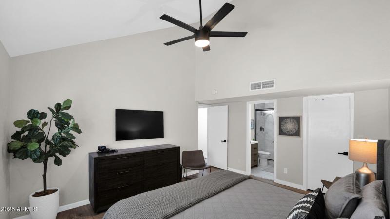 23-web-or-mls-P1175879