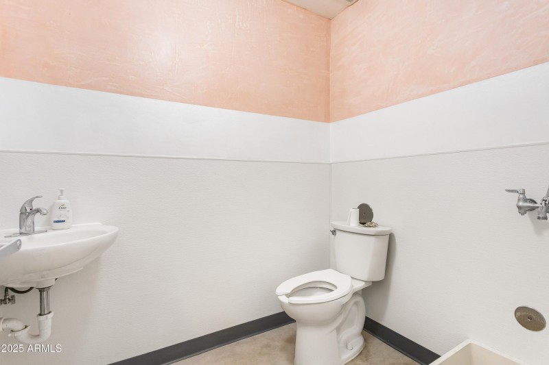 Staff Bathroom 72-74 Main