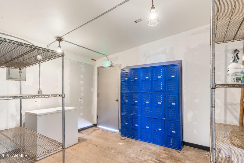 Storage & Employee Lockers