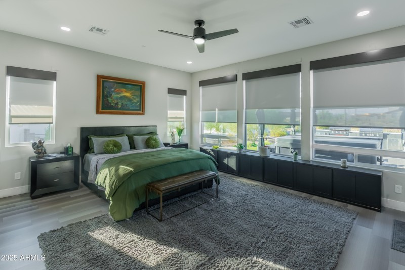 9450 W Remudaamuda Dr 7