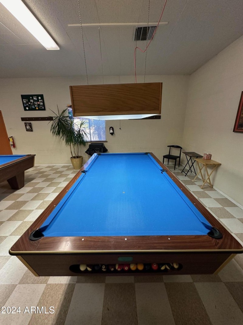 POOL TABLES 1