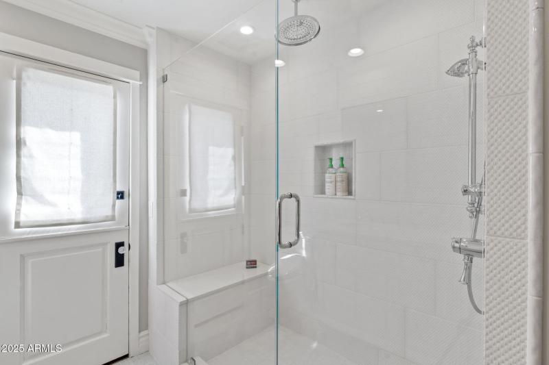 Ensuite Shower