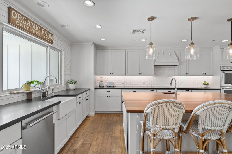 Kitchen w Backyard Views