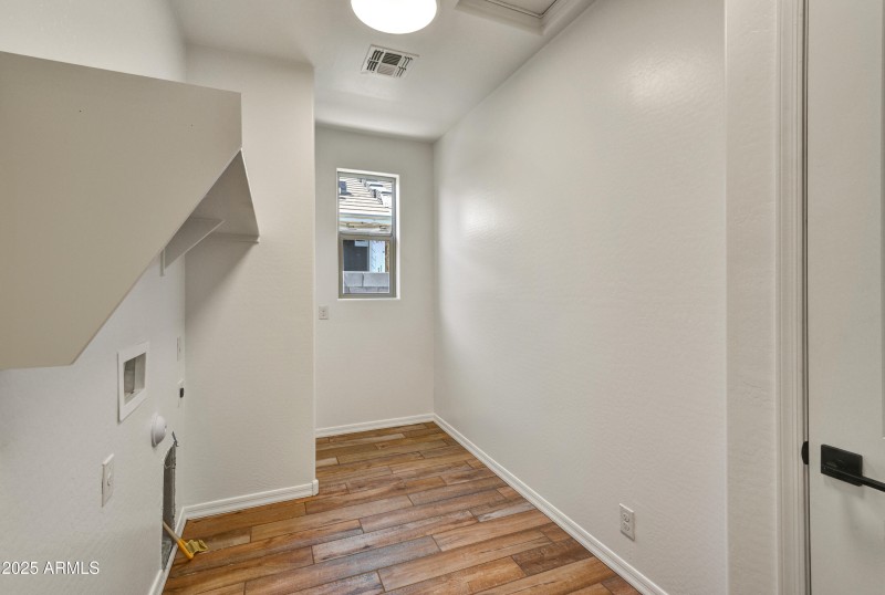 05-Laundry Room