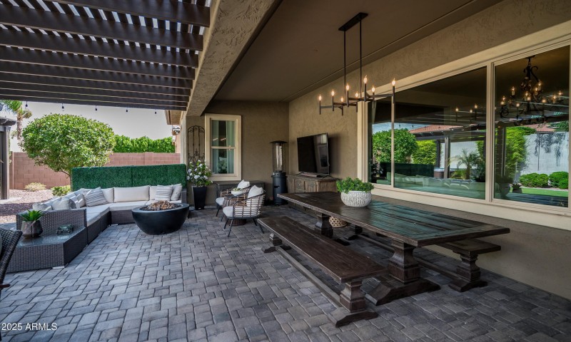 Entertainer's Backyard