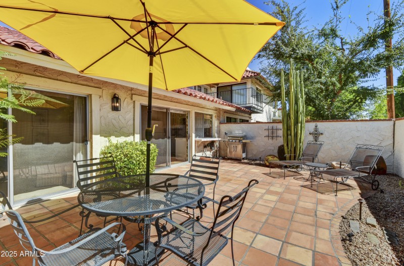 31-Patio