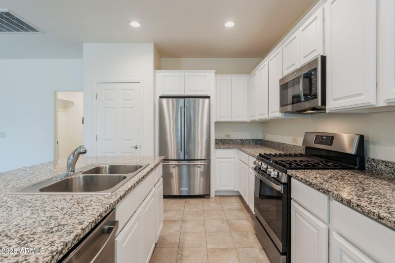 Kitchen2