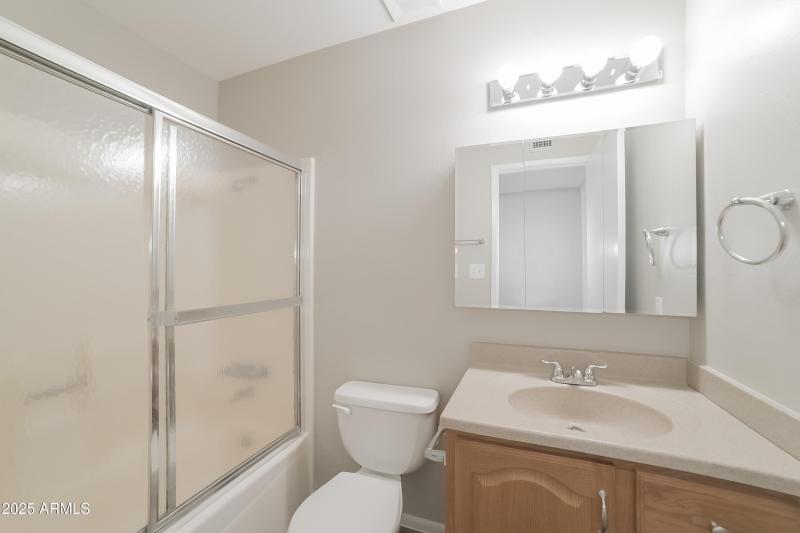 1019221.6616 W VOGEL AVE - Bathroom