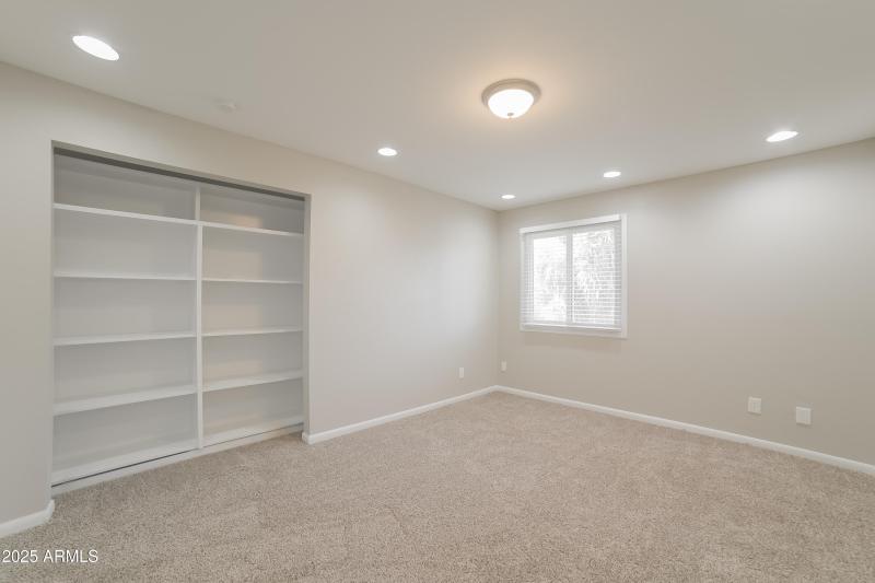 1019221.6616 W VOGEL AVE - Bedroom_1