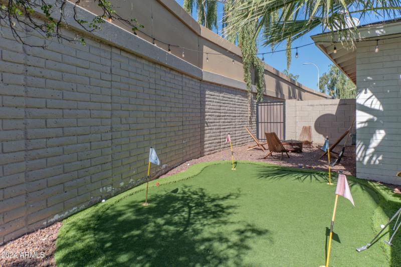 1749 East Medlock Drive-print-032-040-pu