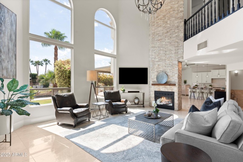 Breathtaking living room