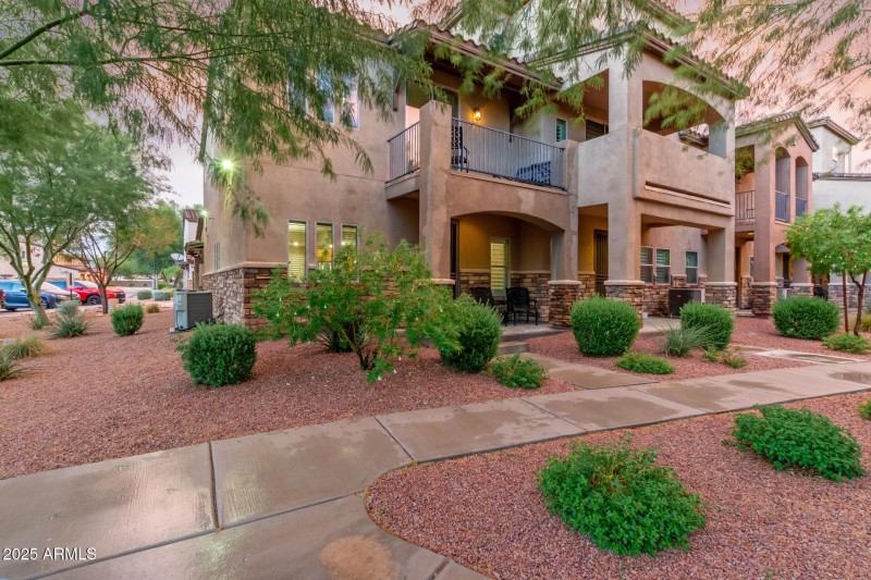 2821 S SKYLINE DR 107