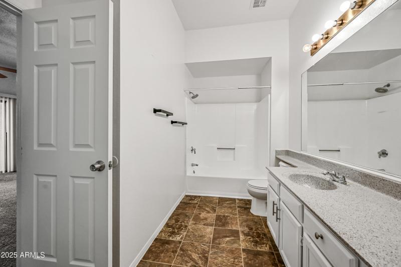 27-1331WBR219-ocupix