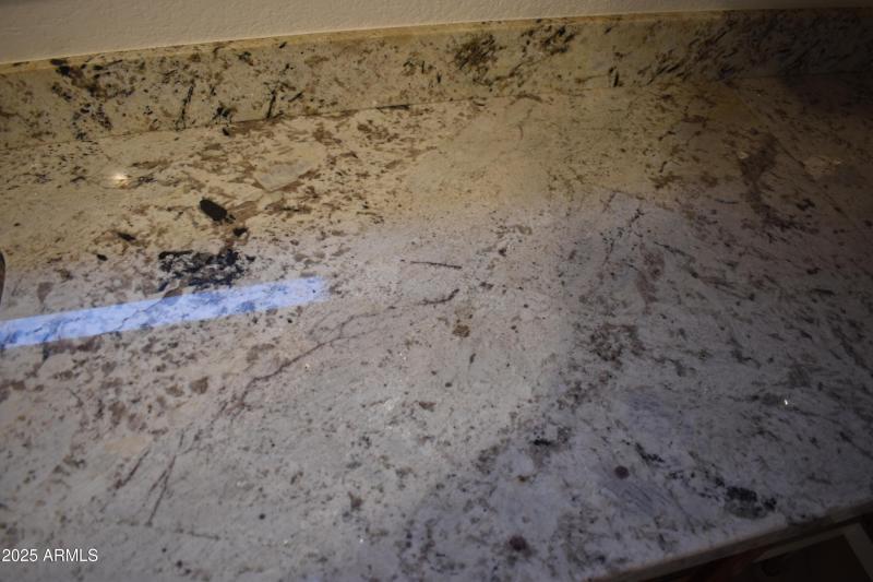 UPGRADED GRANITE KITCHEN