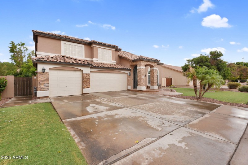 3-web-or-mls-Indigo Bay-1