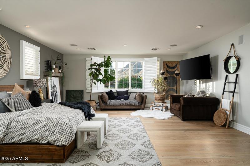 035-6113 E Calle Del Norte (35 of 101)