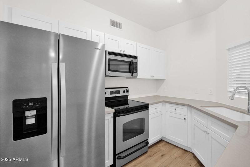 24-web-or-mls-P1314445