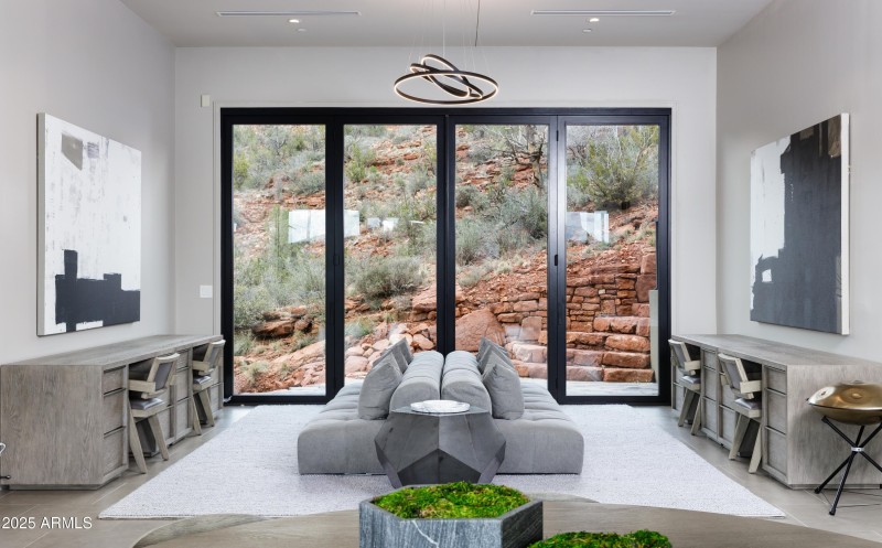 109 Summit Way Family Room