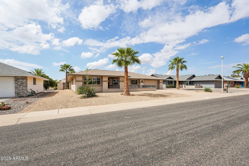 2-web-or-mls-W Crystal Lake Dr-S2909-002