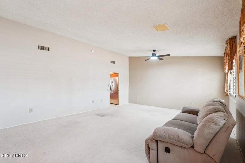 13-web-or-mls-W Crystal Lake Dr-S2909-01