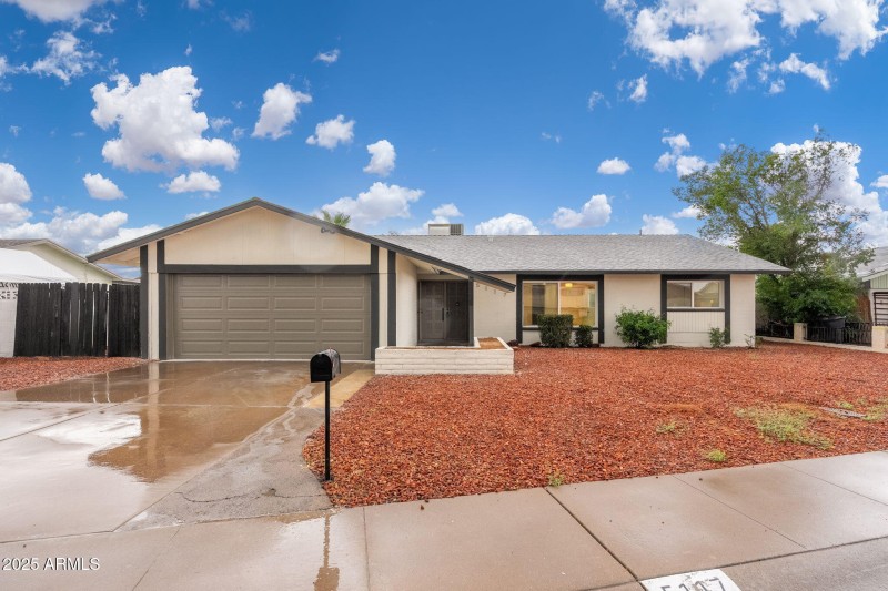 5117 W Crocus Dr - 01