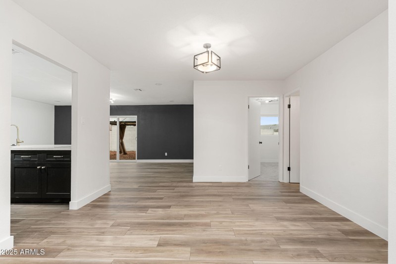 5117 W Crocus Dr - 08