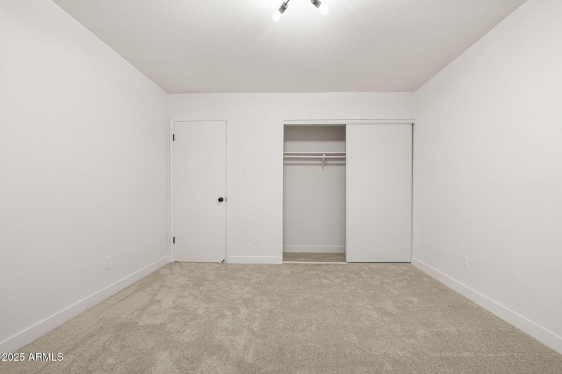 5117 W Crocus Dr - 31