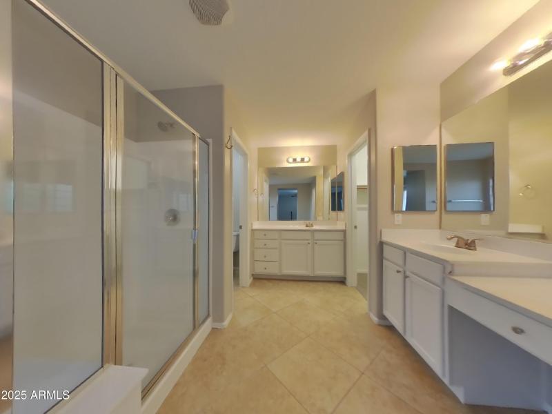 9_pc_ojooB03sdi_kSsHgRMgK6_layout_1