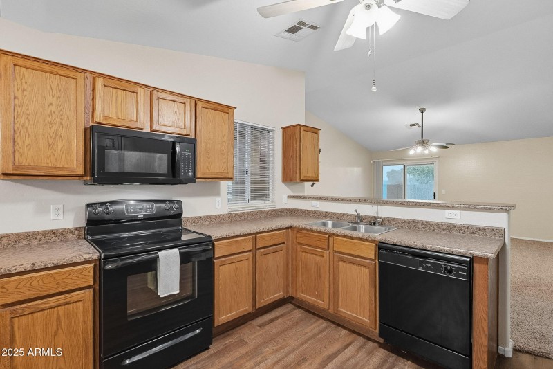 6-web-or-mls-Pecan-6