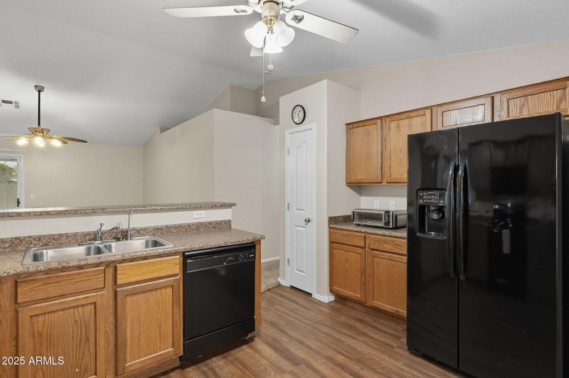 9-web-or-mls-Pecan-9